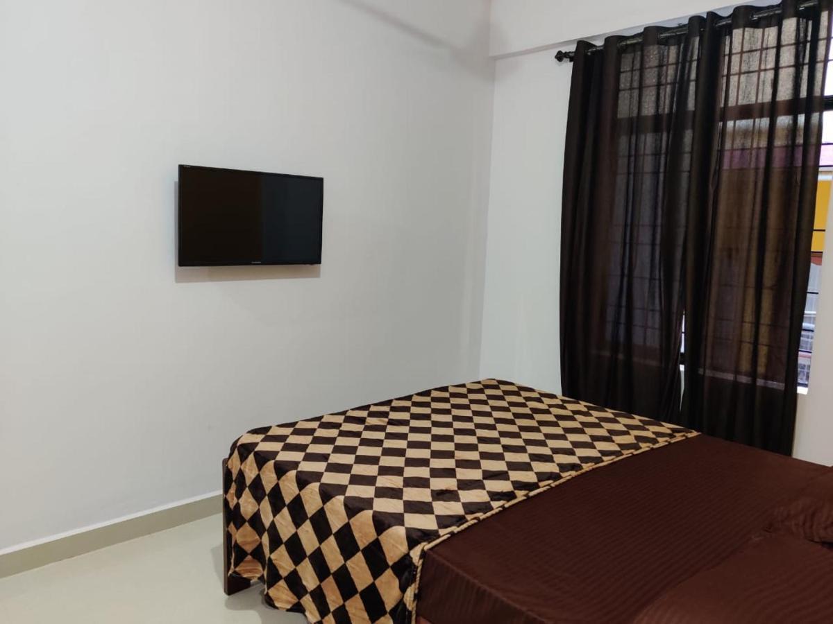 Rishi House Hotel Arambol Bagian luar foto